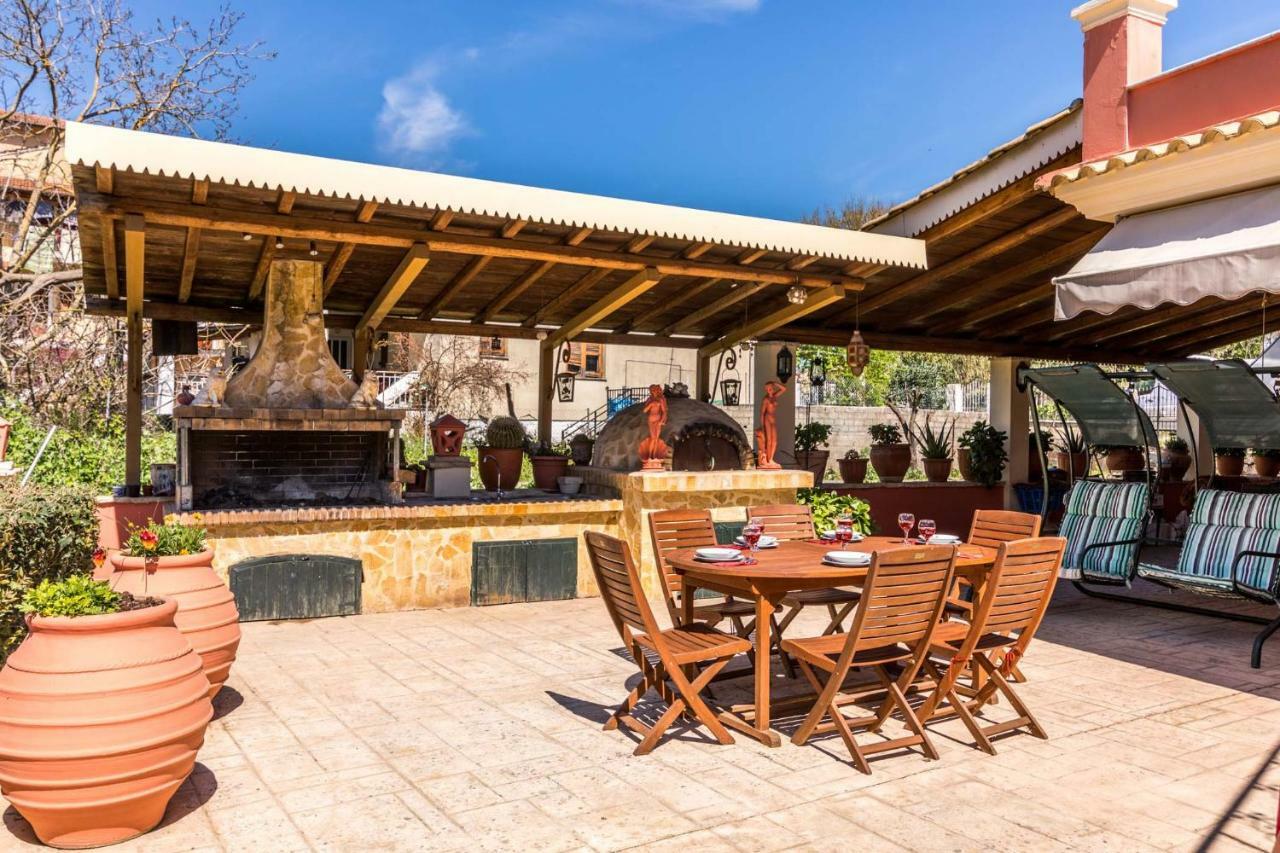 Antonela Sunshine Apartment By Corfu Escapes Perama  Dış mekan fotoğraf